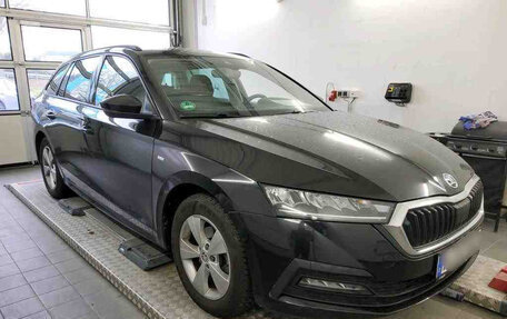 Skoda Octavia IV, 2023 год, 2 092 000 рублей, 3 фотография