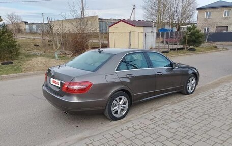 Mercedes-Benz E-Класс, 2010 год, 1 550 000 рублей, 3 фотография