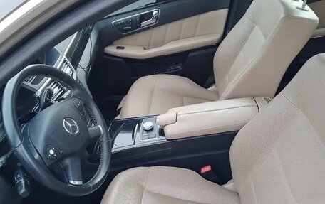 Mercedes-Benz E-Класс, 2010 год, 1 550 000 рублей, 6 фотография