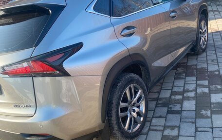 Lexus NX I, 2017 год, 3 000 000 рублей, 13 фотография