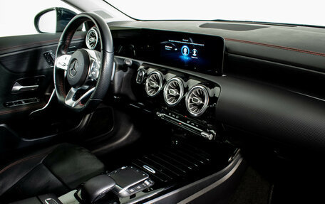 Mercedes-Benz CLA, 2020 год, 2 790 000 рублей, 10 фотография