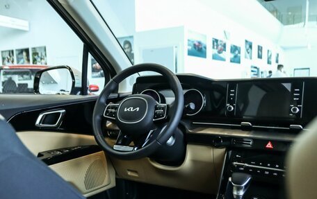 KIA Carnival, 2024 год, 6 990 000 рублей, 16 фотография