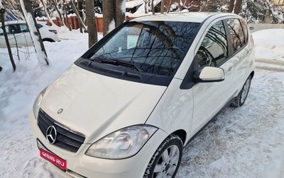 Mercedes-Benz A-Класс, 2011 год, 730 000 рублей, 1 фотография