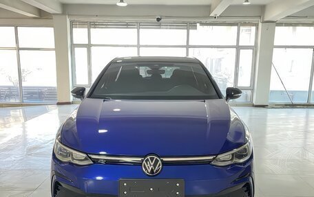 Volkswagen Golf VIII, 2022 год, 2 250 000 рублей, 2 фотография