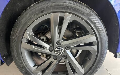 Volkswagen Golf VIII, 2022 год, 2 250 000 рублей, 10 фотография