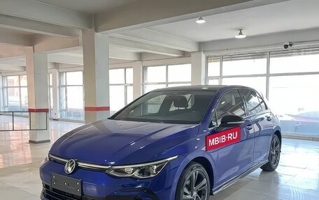 Volkswagen Golf VIII, 2022 год, 2 250 000 рублей, 3 фотография