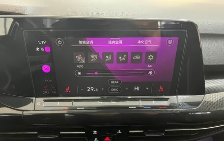 Volkswagen Golf VIII, 2022 год, 2 250 000 рублей, 15 фотография