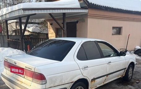 Nissan Sunny B15, 2000 год, 215 000 рублей, 2 фотография