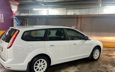 Ford Focus II рестайлинг, 2011 год, 730 000 рублей, 4 фотография