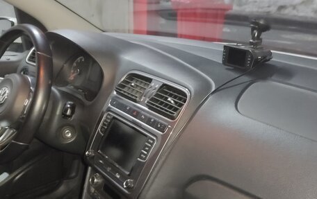 Volkswagen Polo VI (EU Market), 2018 год, 1 150 000 рублей, 9 фотография