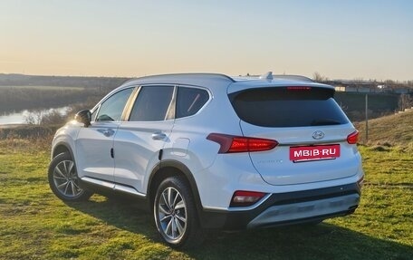 Hyundai Santa Fe IV, 2019 год, 3 790 000 рублей, 5 фотография