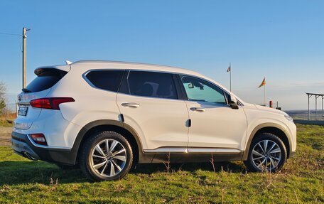 Hyundai Santa Fe IV, 2019 год, 3 790 000 рублей, 10 фотография