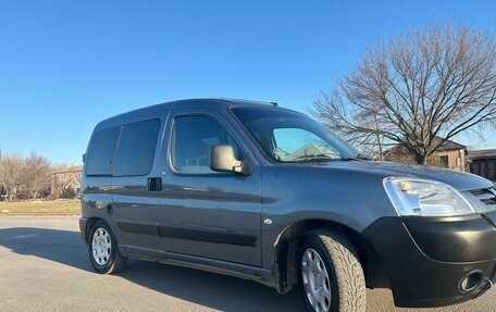 Peugeot Partner II рестайлинг 2, 2012 год, 550 000 рублей, 3 фотография