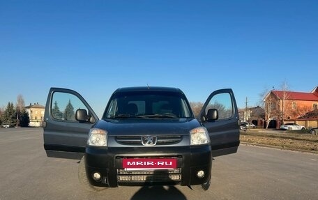 Peugeot Partner II рестайлинг 2, 2012 год, 550 000 рублей, 2 фотография