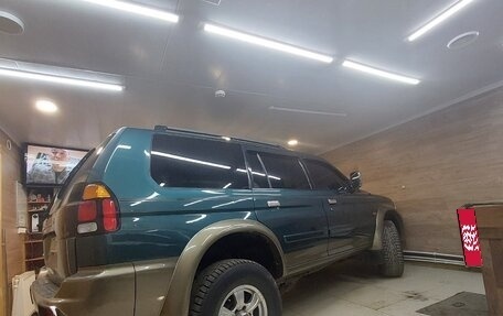 Mitsubishi Pajero Sport II рестайлинг, 2003 год, 999 999 рублей, 10 фотография