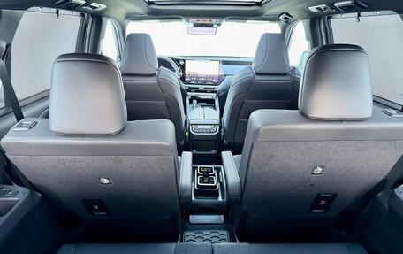 Lexus TX, 2024 год, 12 900 000 рублей, 25 фотография