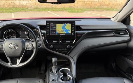 Toyota Camry, 2021 год, 2 850 000 рублей, 6 фотография