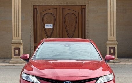 Toyota Camry, 2021 год, 2 850 000 рублей, 3 фотография