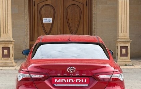 Toyota Camry, 2021 год, 2 850 000 рублей, 4 фотография