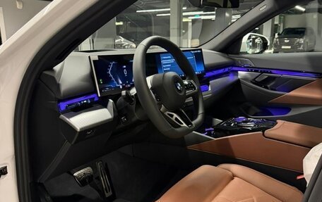 BMW 5 серия, 2025 год, 9 400 000 рублей, 19 фотография