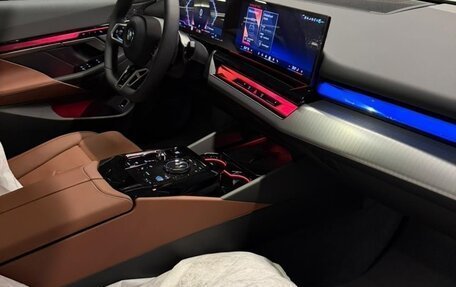 BMW 5 серия, 2025 год, 9 400 000 рублей, 21 фотография