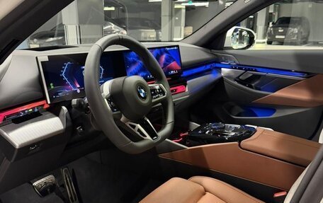 BMW 5 серия, 2025 год, 9 400 000 рублей, 17 фотография