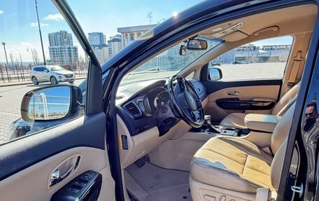 KIA Carnival III, 2018 год, 2 500 000 рублей, 5 фотография