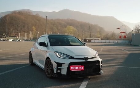 Toyota Yaris, 2020 год, 3 500 000 рублей, 6 фотография