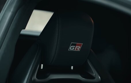 Toyota Yaris, 2020 год, 3 500 000 рублей, 15 фотография