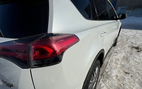 Toyota RAV4, 2018 год, 2 349 000 рублей, 14 фотография