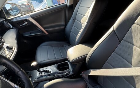 Toyota RAV4, 2018 год, 2 349 000 рублей, 28 фотография