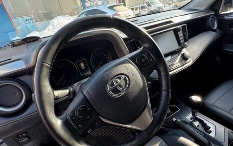 Toyota RAV4, 2018 год, 2 349 000 рублей, 21 фотография