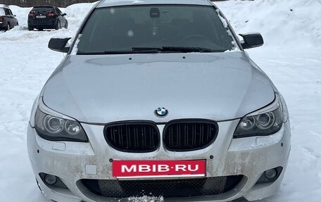 BMW 5 серия, 2003 год, 730 000 рублей, 2 фотография