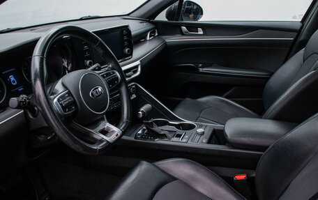 KIA K5, 2020 год, 2 200 000 рублей, 10 фотография