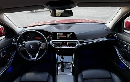 BMW 3 серия, 2019 год, 3 250 000 рублей, 13 фотография