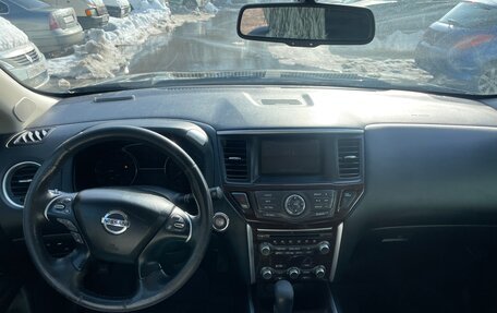 Nissan Pathfinder, 2016 год, 1 450 000 рублей, 8 фотография