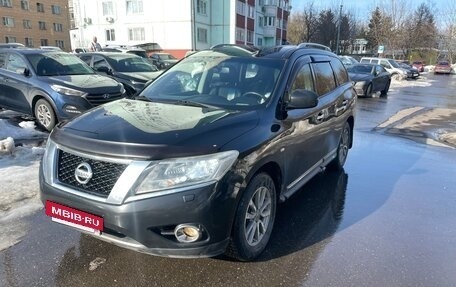 Nissan Pathfinder, 2016 год, 1 450 000 рублей, 2 фотография