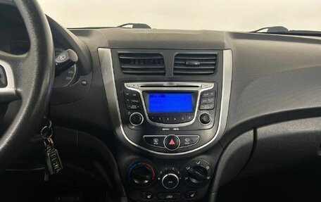 Hyundai Solaris II рестайлинг, 2012 год, 862 000 рублей, 11 фотография