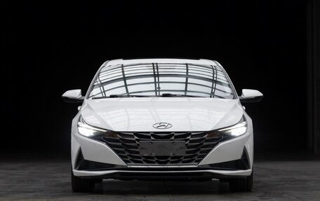 Hyundai Elantra, 2022 год, 1 310 000 рублей, 1 фотография
