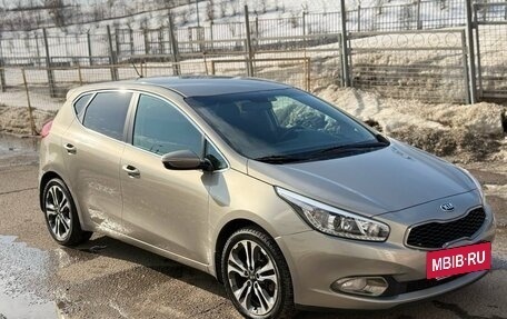 KIA cee'd III, 2013 год, 1 075 000 рублей, 11 фотография
