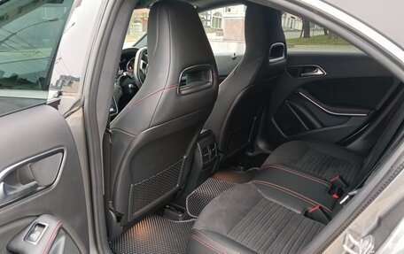 Mercedes-Benz CLA, 2018 год, 2 400 000 рублей, 9 фотография