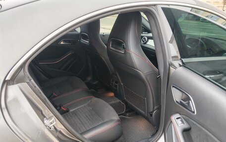 Mercedes-Benz CLA, 2018 год, 2 400 000 рублей, 13 фотография