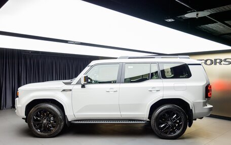 Toyota Land Cruiser Prado, 2025 год, 10 800 000 рублей, 6 фотография