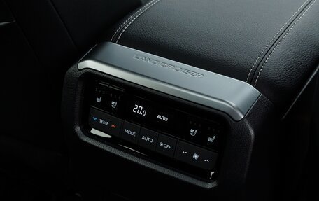 Toyota Land Cruiser Prado, 2025 год, 10 800 000 рублей, 22 фотография