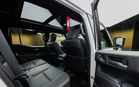 Toyota Land Cruiser Prado, 2025 год, 10 800 000 рублей, 18 фотография