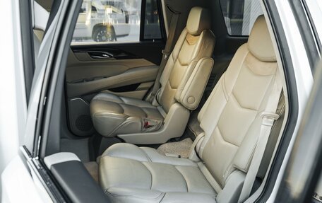 Cadillac Escalade IV, 2016 год, 3 499 000 рублей, 17 фотография