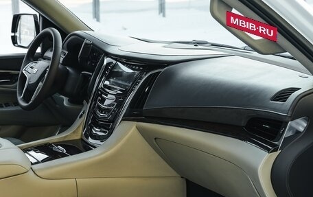 Cadillac Escalade IV, 2016 год, 3 499 000 рублей, 25 фотография