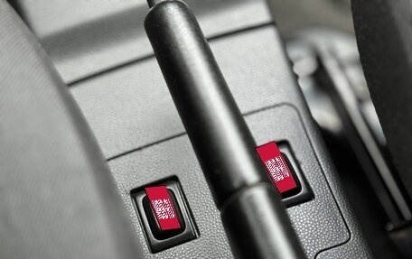 Suzuki Ignis II (HR), 2004 год, 449 999 рублей, 11 фотография