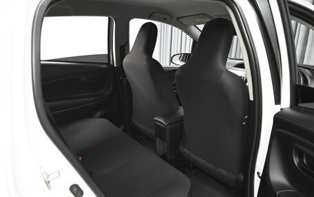 Toyota Vitz, 2019 год, 1 079 000 рублей, 11 фотография