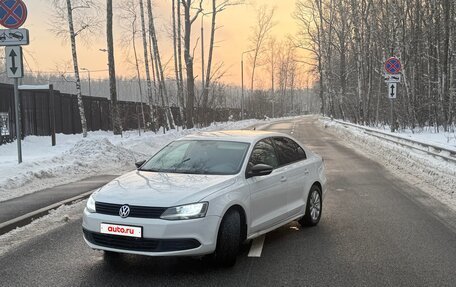 Volkswagen Jetta VI, 2014 год, 1 300 000 рублей, 8 фотография